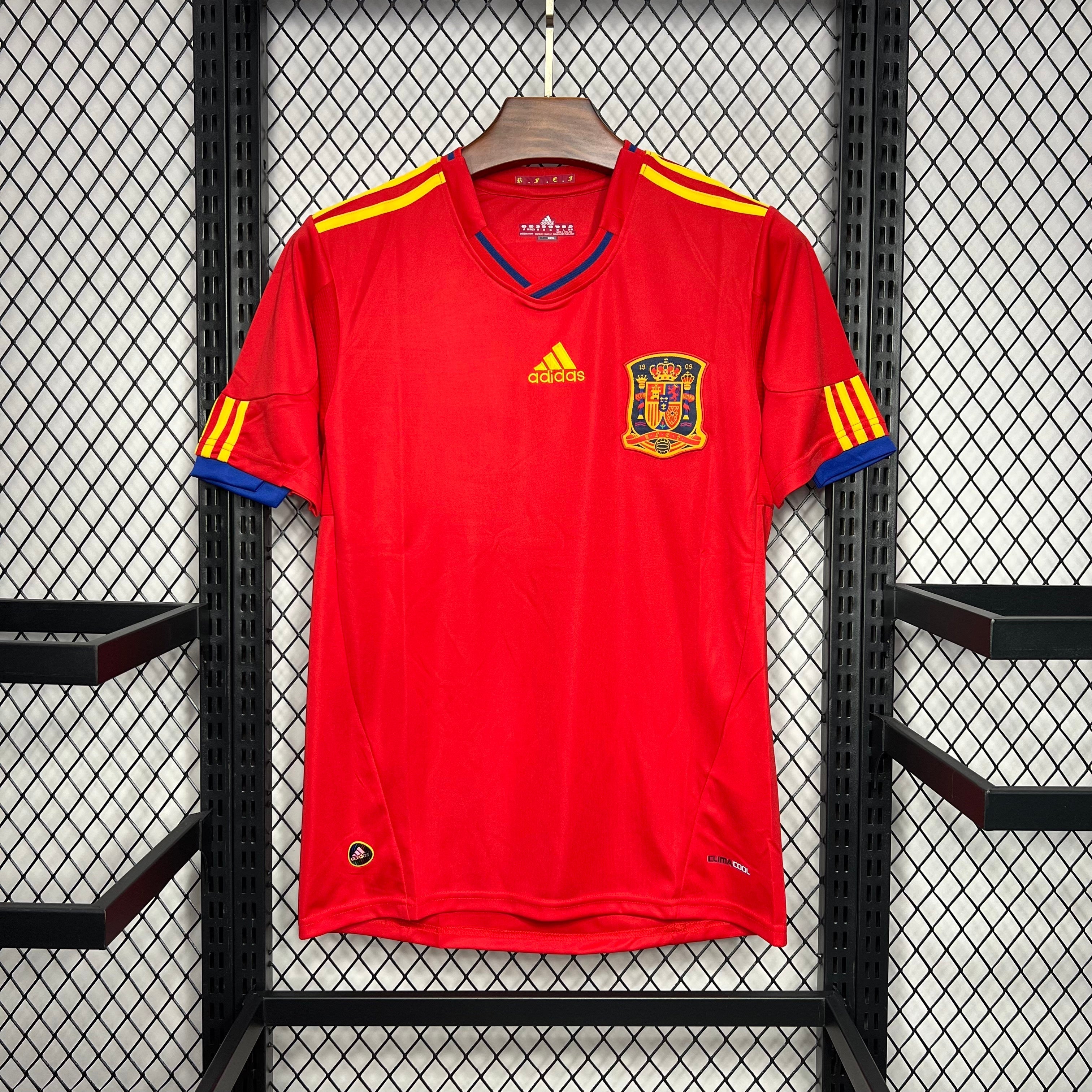 Spain 09/10 (Home)