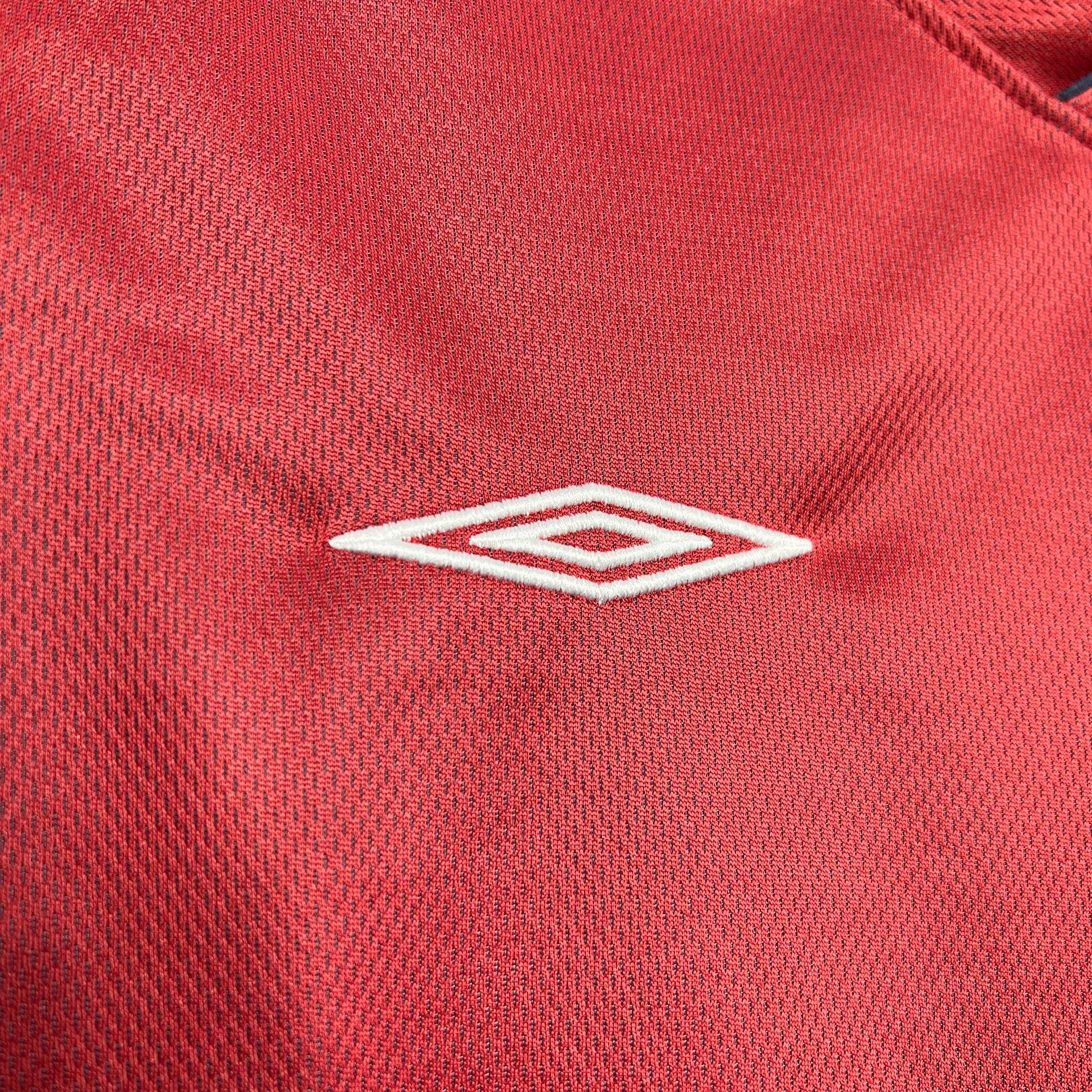 England 01/02 (Away)